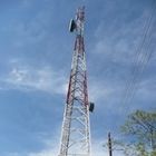 Tour d'antenne en métal de l'angle 50m de télécommunication Q420 avec la barrière de palissade