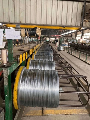 brin galvanisé nu Guy Wire For Overhead de 1 x 7 EHS 3/8&quot;