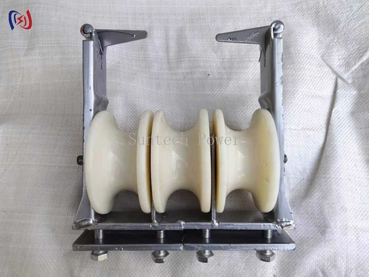 Trois faisceaux de nylon lignes aériennes conducteurs de chaîne blocs de chaîne de transmission