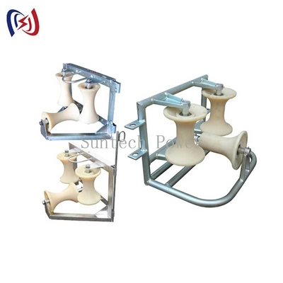 Rouleau de sol d'angle multi-rainures pour tirage de câbles parallèles