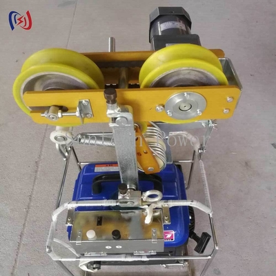 Outil professionnel pour machine de traction automotrice pour le transport de charges lourdes