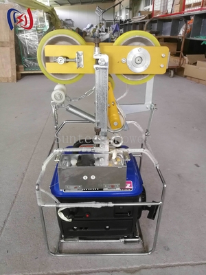 Outil professionnel pour machine de traction automotrice pour le transport de charges lourdes