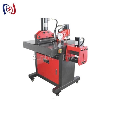 ​​Machine hydraulique pour barres omnibus - Outil professionnel pour la fabrication de barres omnibus de haute précision