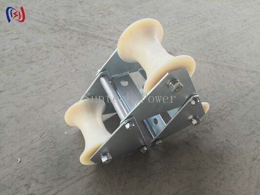 Rouleau à tête de caisson de câble à charge nominale professionnel 10-20KN avec une construction en polyéthylène durable résistant à la corrosion pour la protection contre l'entrée de la fente d'échappement