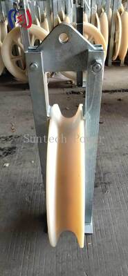 Bloc à cordes professionnel de la série 508 pour conducteur aérien haute tension avec gaine d'aluminium recouverte de caoutchouc et charge nominale 20-60KN
