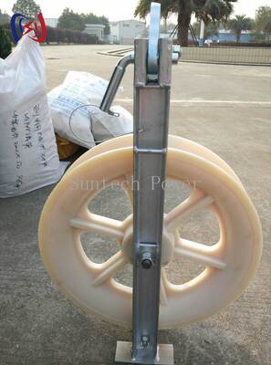 Bloc à cordes professionnel de la série 508 pour conducteur aérien haute tension avec gaine d'aluminium recouverte de caoutchouc et charge nominale 20-60KN