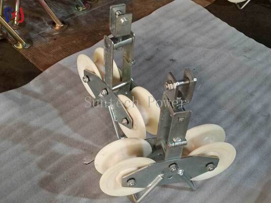 25KN Tandem Sheave Stringing Block pour les conducteurs ACSR à grande section LGJ300-500 avec conception de gaine en tandem