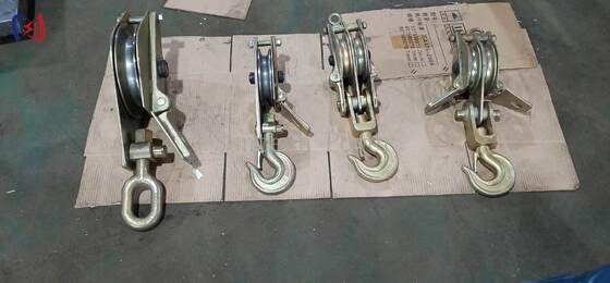 Matériel de levage à double poulie, charge nominale 30-100KN, avec conception ouverte des deux côtés pour un levage robuste