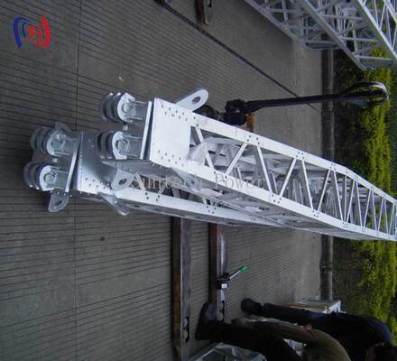 Palan à treillis modulaire en forme de A avec revêtement résistant à la corrosion pour le montage de tours de 8 à 28 m