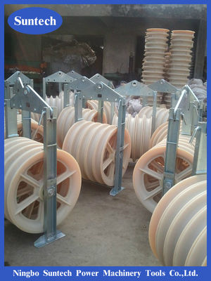 ligne aérienne de poulie en nylon de 822mm ACSR 630 MC ficelant des blocs pour le conducteur