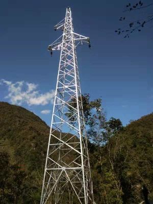 ASTM A123 galvanisés treillagent la tour en acier pour la ligne de transmission