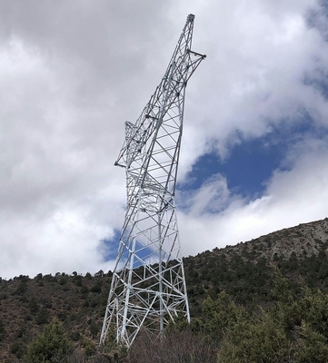 110 tour en acier angulaire à jambes de transmission du trellis 132kV 4