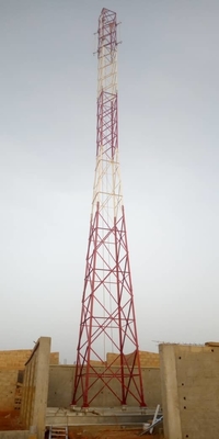 Ligne de transmission structure de trellis en acier de tour de télécommunication polygonale Q345B