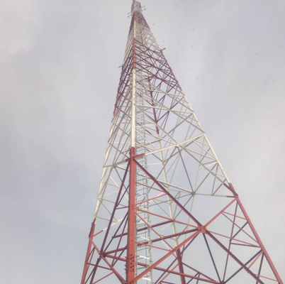 Tour 3 ou de télécommunication de galvanisation d'immersion chaude jambe 4