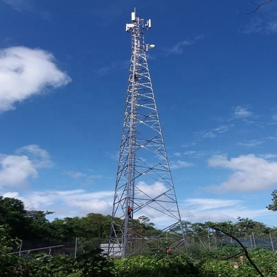 Les tours d'antenne autosuffisantes de GR50 TV ont galvanisé le mobile en acier de Wifi de triangle