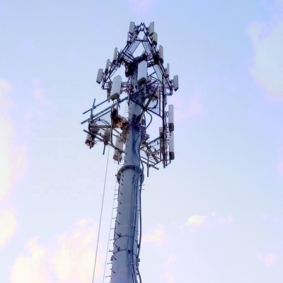 Mât de Guyed galvanisé par télécom avec les accessoires relatifs